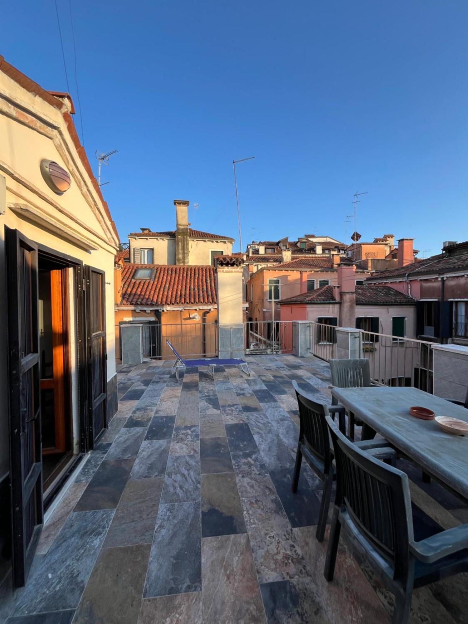 Paradiso Veneziano - 2 Bedrooms Flat With Private Terrace *