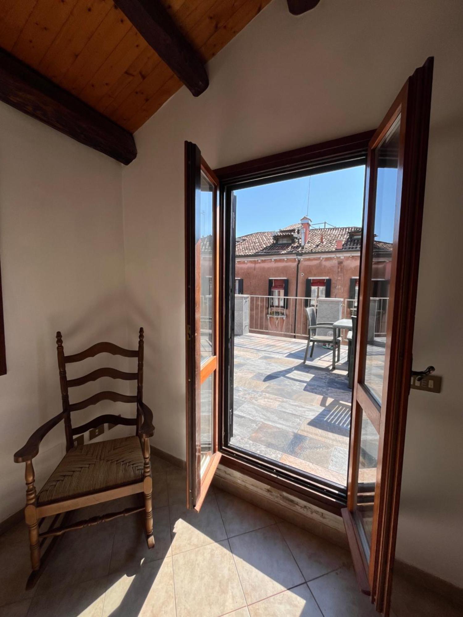 Apartamento Paradiso Veneziano - 2 Bedrooms Flat With Private Terrace
