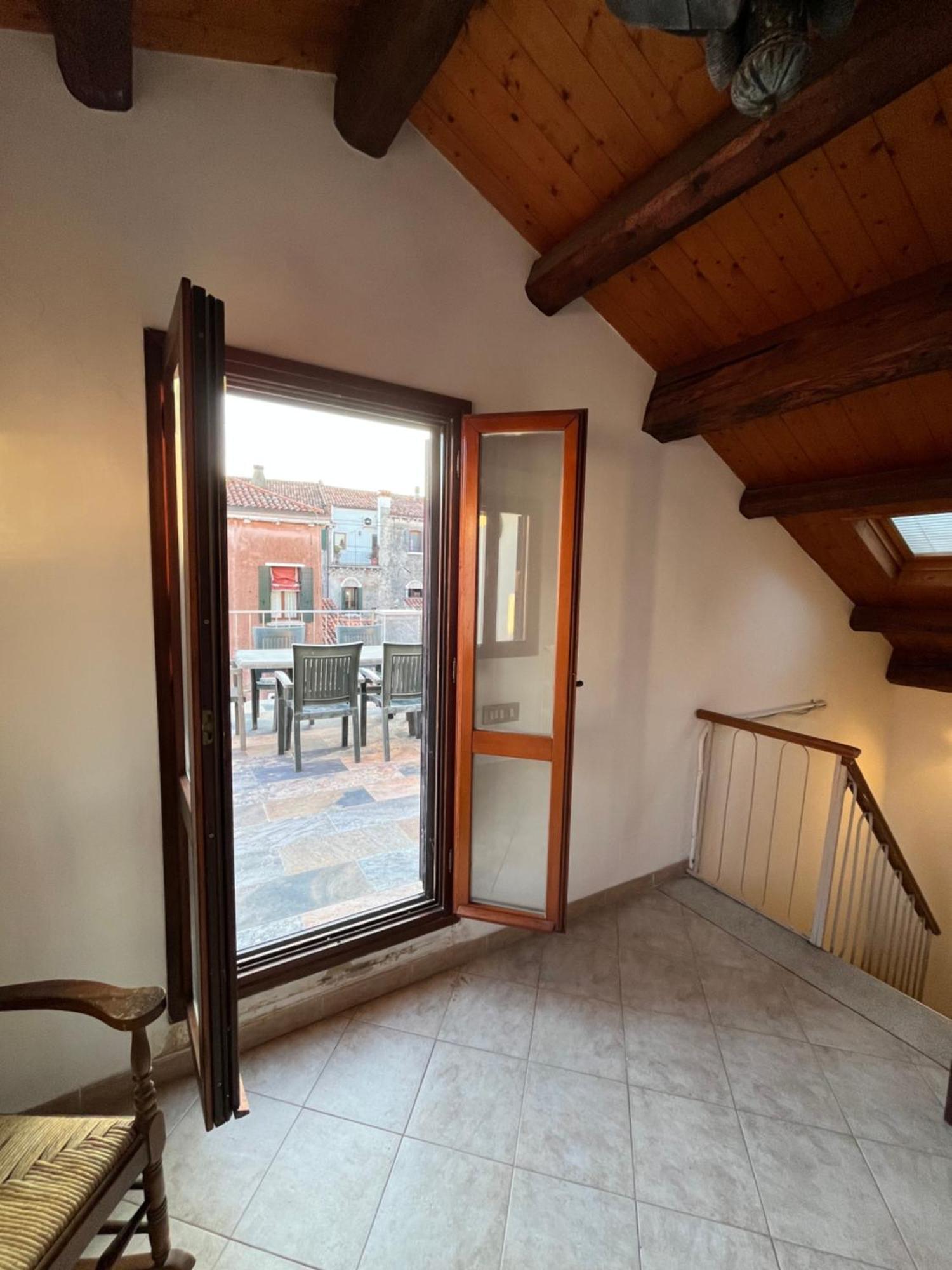 Paradiso Veneziano - 2 Bedrooms Flat With Private Terrace *