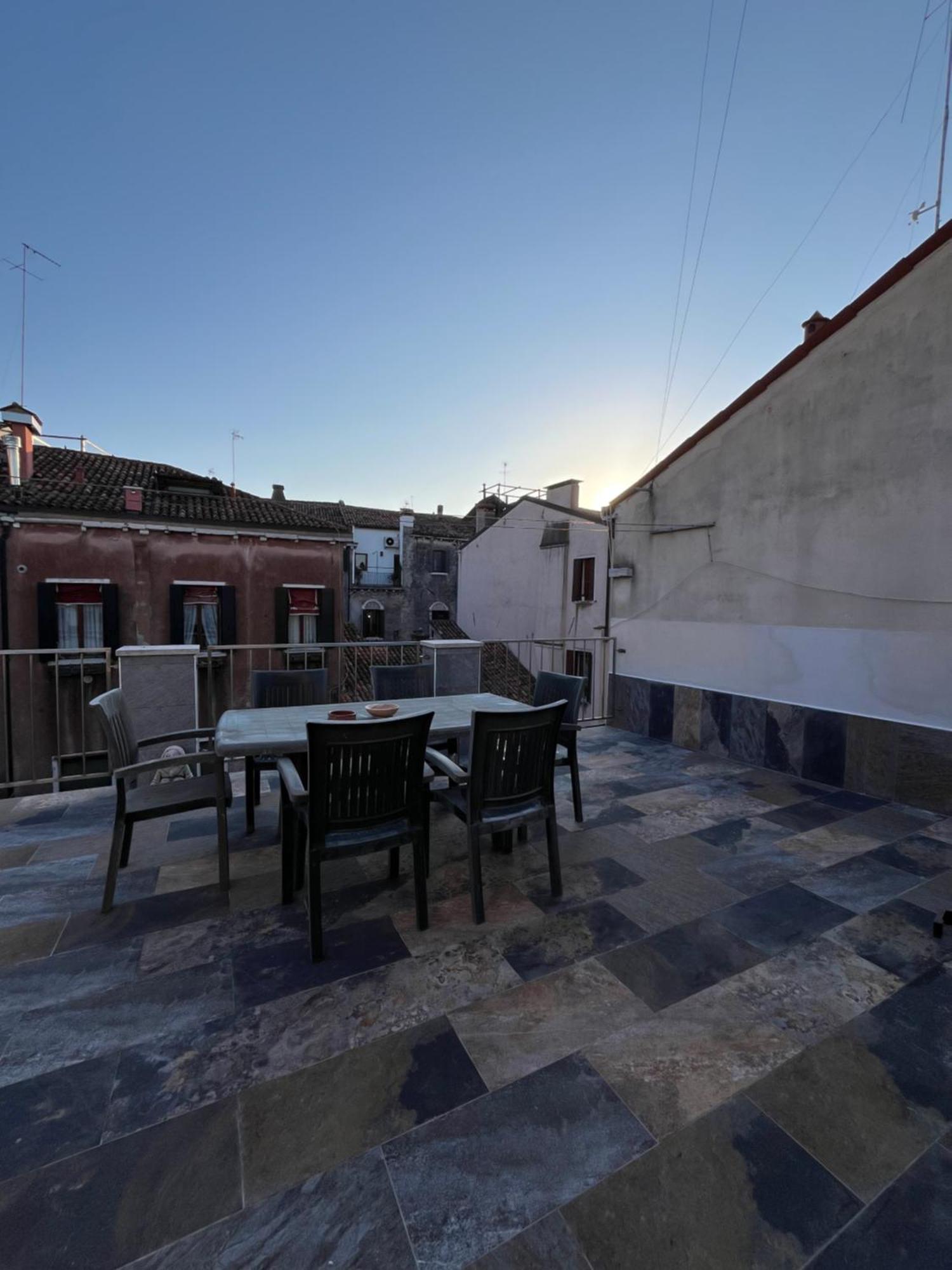 Paradiso Veneziano - 2 Bedrooms Flat With Private Terrace Venecia